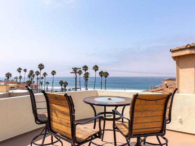 204 Oak St Oceanside, CA 92054