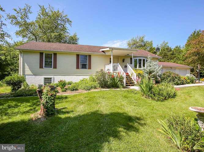 6254 Scrabble Rd Shepherdstown, WV 25443