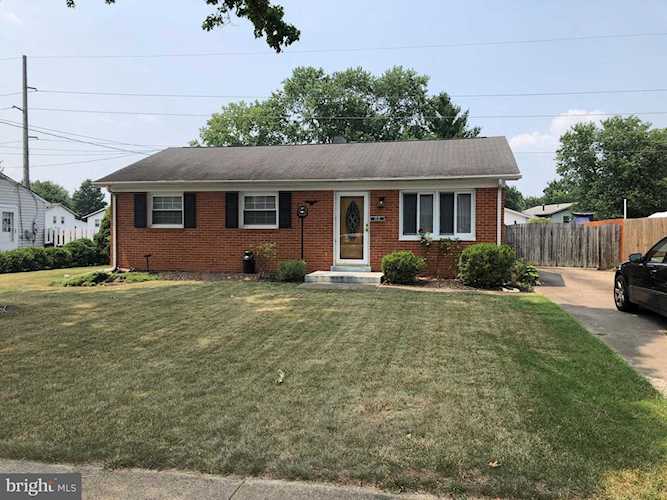 9424 King George Dr Manassas, VA 20109