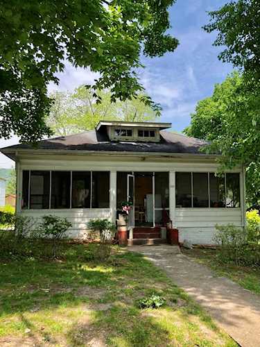 223 N Douglas Ave Rockwood, TN 37854