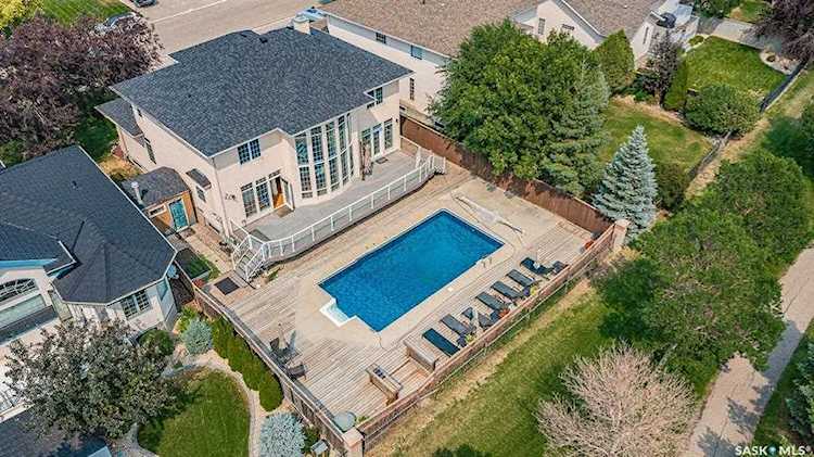 9239 Wascana Mews Regina, SK S4V 2W3