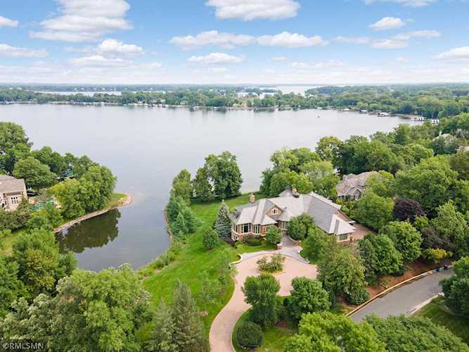 60 Clay Cliffe Drive Tonka Bay, MN 55331
