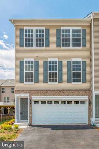 8173 Agnes Ln Manassas, VA 20110