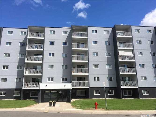 20 Kleisinger Crescent Regina, SK S4R 7M3