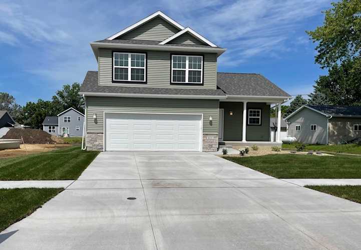 411 SE 6th Ave Independence, IA 50644