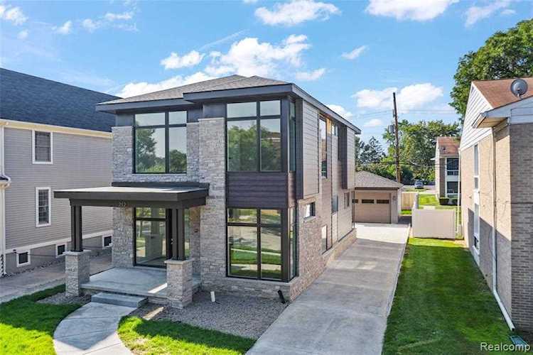 212 Bird Ave Birmingham, MI 48009