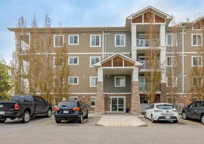 304 Cranberry Park SE #111 Calgary, AB T3M 0S2
