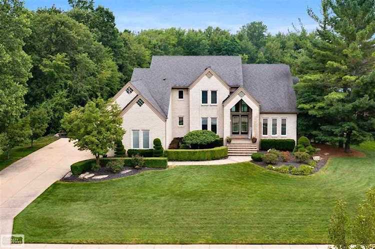 11315 Westbury Dr Shelby Twp, MI 48315