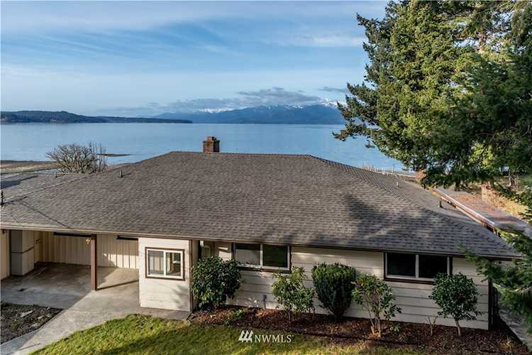 13076 Page Rd NW Silverdale, WA 98383