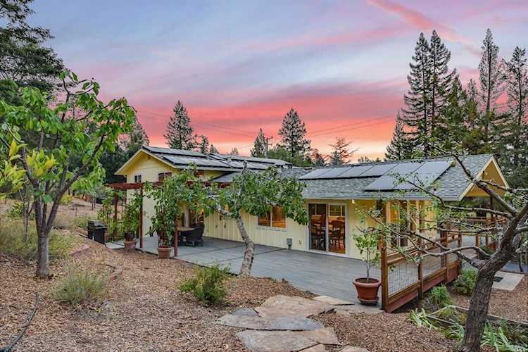 1033 Westside Road Healdsburg, CA 95448