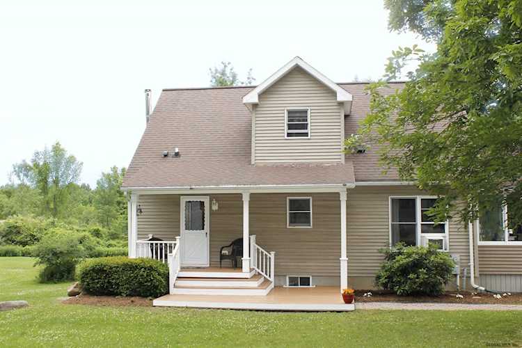 2832 Furbeck Rd Altamont, NY 12009