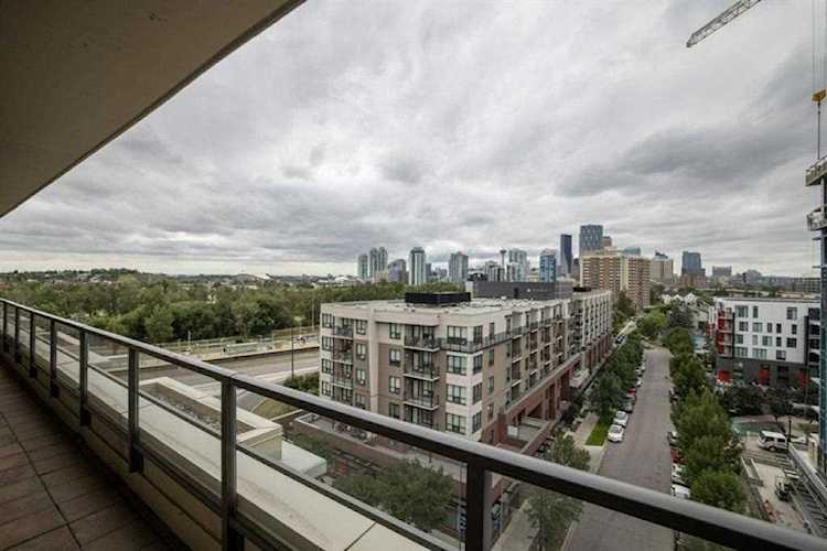 38 9 St NE #813 Calgary, AB T2E 7Y1