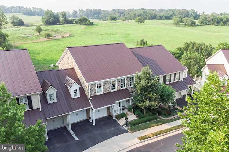 118 Jay St N Middleburg, VA 20117