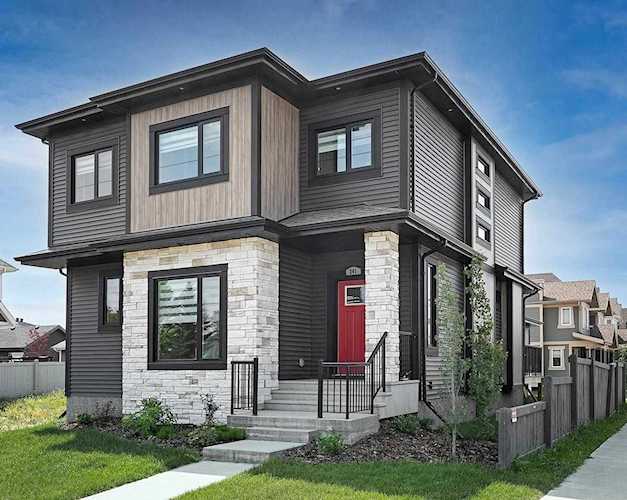 241 Griesbach Road Edmonton, AB T5E 6S5