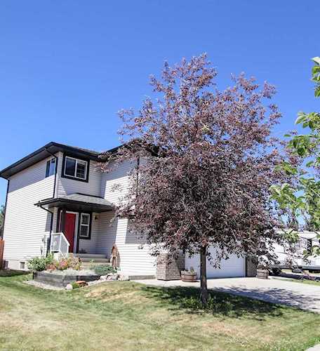 8 Woods Crescent Leduc, AB T9E 8K3