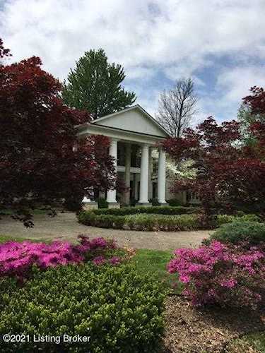 8904 Ayrshire Ave Louisville, KY 40222