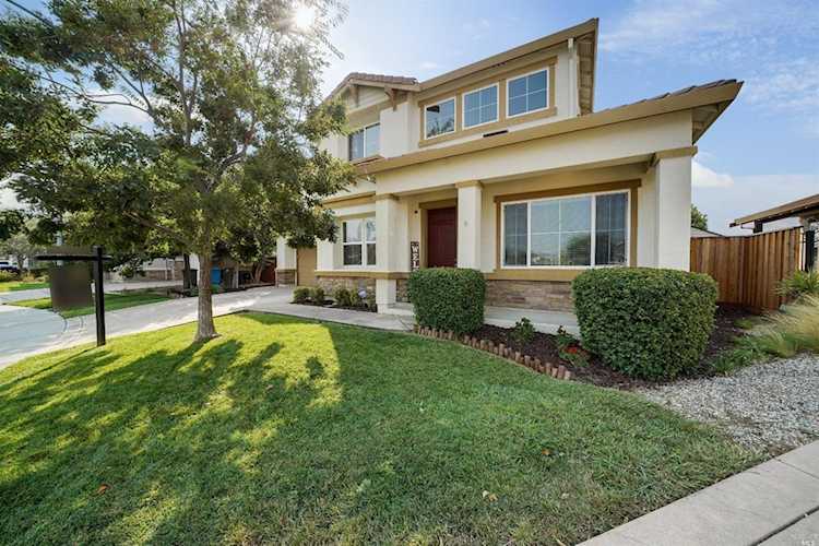 336 Tilden Circle Vacaville, CA 95688 | MLS 321081177 Photo 1