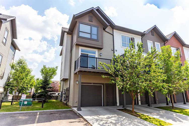 # 22 2560 Pegasus Boulevard Edmonton, AB T5E 6V4