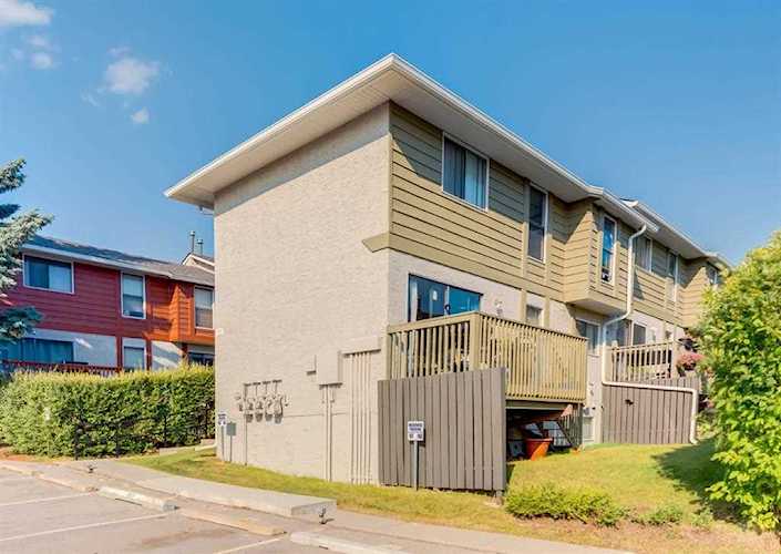 6915 Ranchview Dr NW #67 Calgary, AB T3G 1R8
