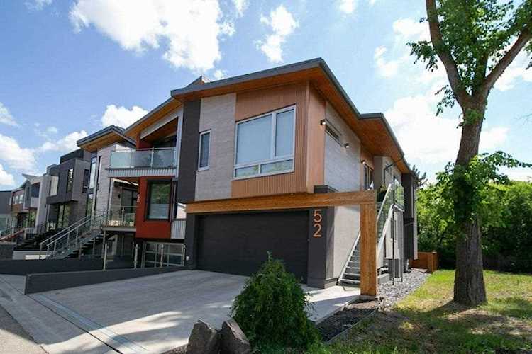52 Sylvancroft Lane Edmonton, AB T5N 0R1