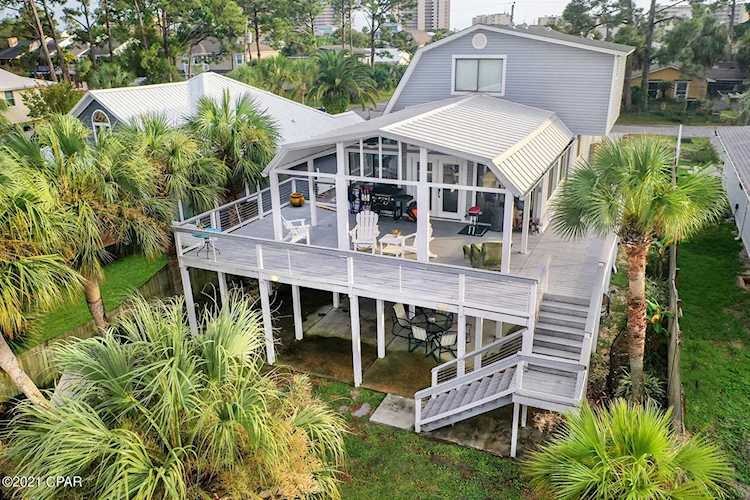 7318 Lagoon Dr Panama City Beach, FL 32408
