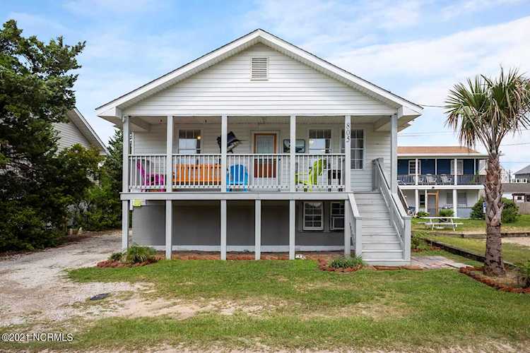805 Carolina Beach Avenue Carolina Beach, NC 28428