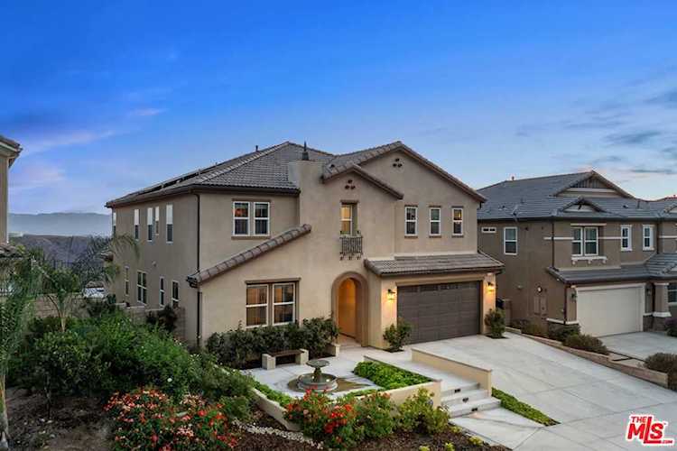 19252 Bension Dr Saugus, CA 91350