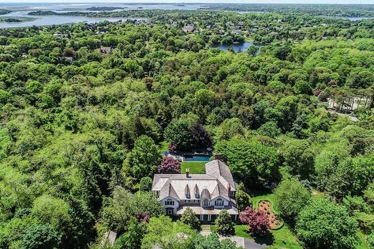 87 Beach Rd Orleans, MA 02653