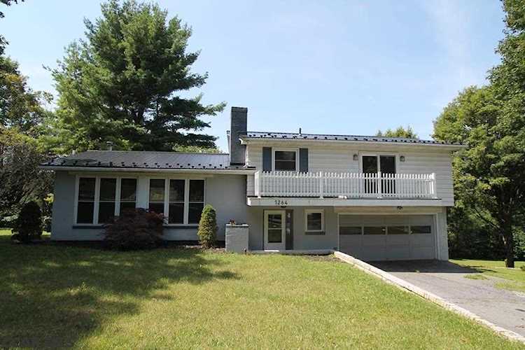 1264 University Drive State College, PA 16801 | MLS 72759 Photo 1