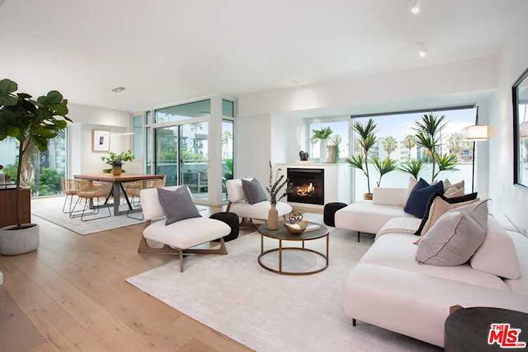 13600 Marina Pointe Drive #303 Marina Del Rey, CA 90292