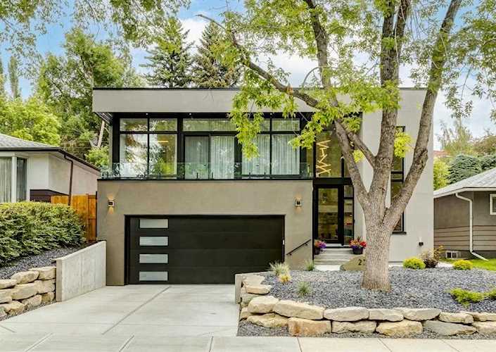 2316 Sumac Rd NW Calgary, AB T2N 3T9