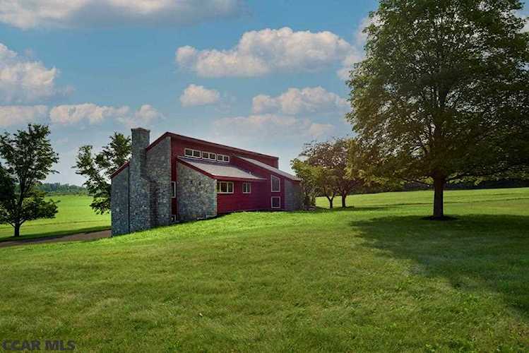 105 Linnwood Drive Millheim, PA 16854