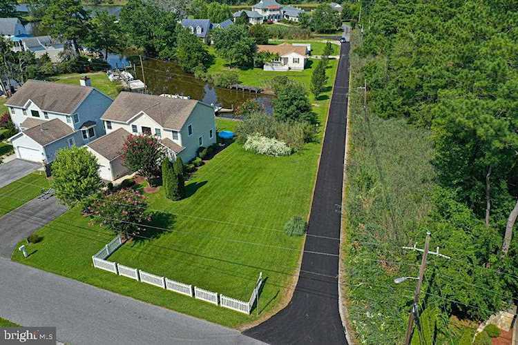 12301 Cropper Creek Ln Ocean City, MD 21842