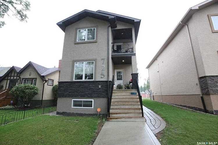 725 Broadway Ave Regina, SK S4N 1C4
