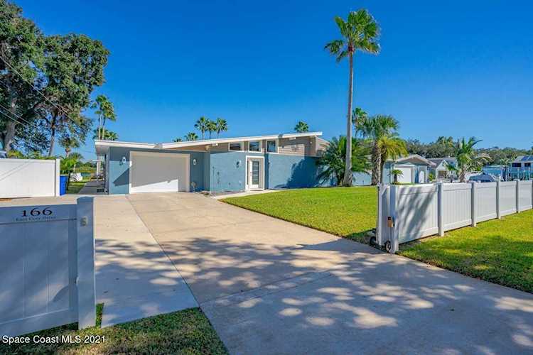 166 E Cory Drive Edgewater, FL 32141