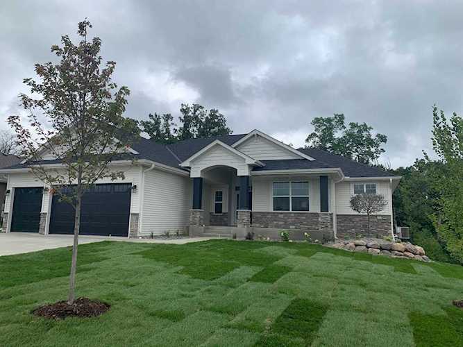 19561 York Street NW Elk River, MN 55330