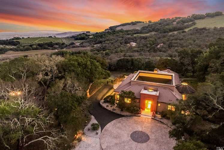 3780 White Alder Sonoma, CA 95476