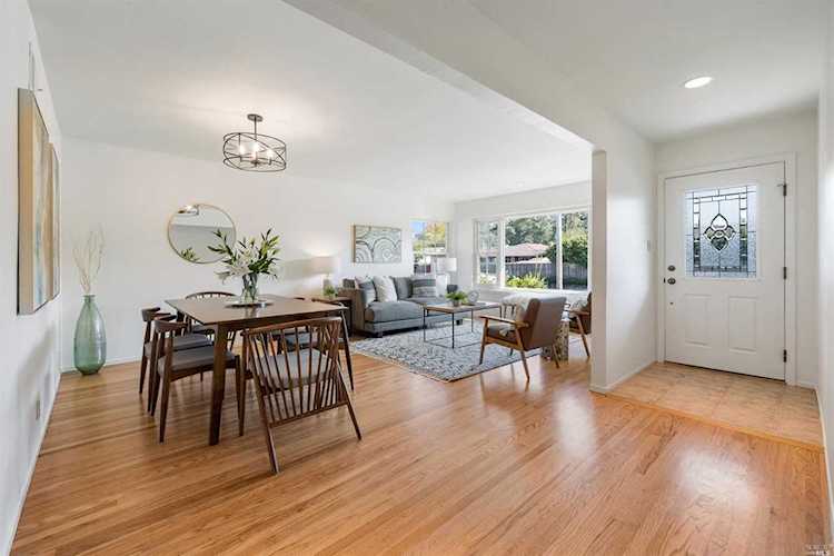 56 Elena Circle San Rafael, CA 94903