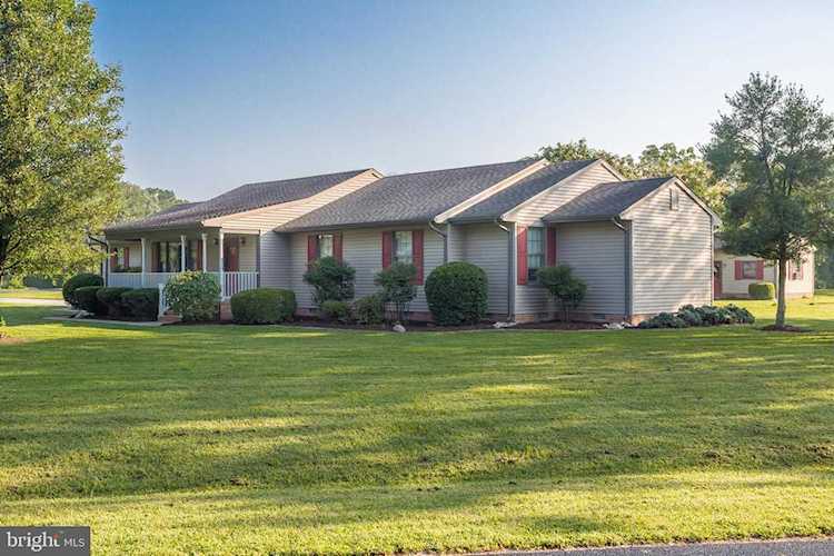 30805 Cypress Ln Laurel, DE 19956