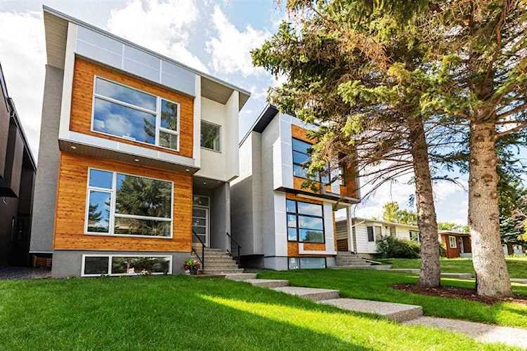 3527 7 Ave SW Calgary, AB T3C 0C9