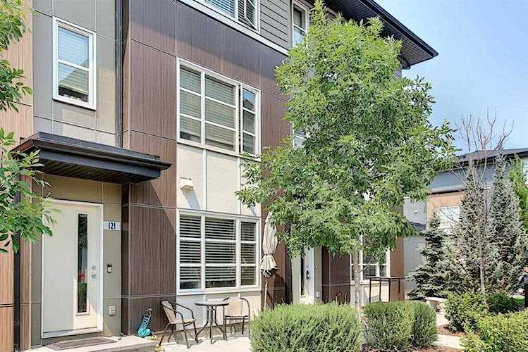 123 Evansridge Park NW Calgary, AB T3P 0N7