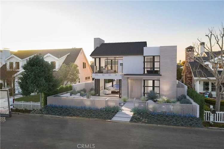 317 Aliso Ave Newport Beach, CA 92663