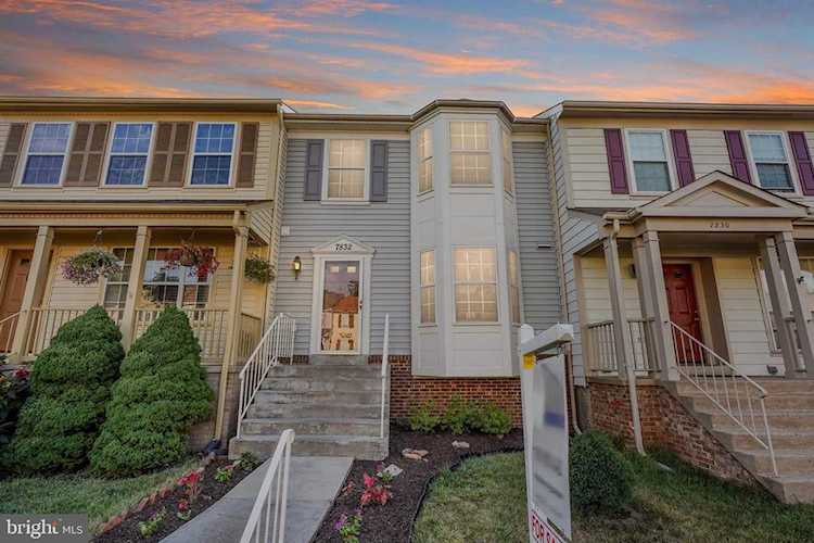 7832 Brookview Ct Manassas, VA 20109