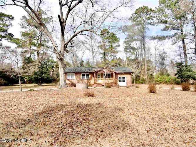 2326 Dawson Cabin Rd Jacksonville, NC 28540 | MLS 100288432 Photo 1