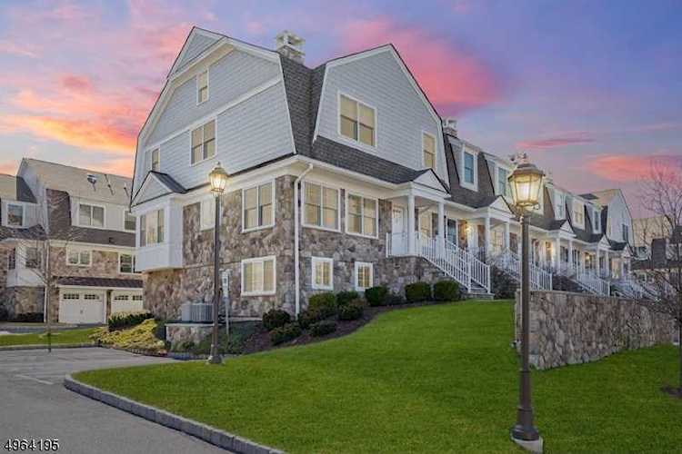 5D Foley Sq New Providence Boro, NJ 07974