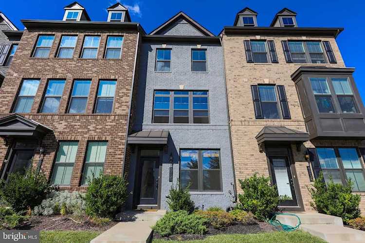43424 Southland St Ashburn, VA 20148 | MLS® VALO2007394 Photo 1