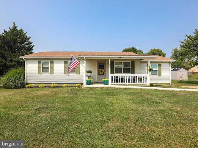 315 Patrick Henry Way Charles Town, WV 25414
