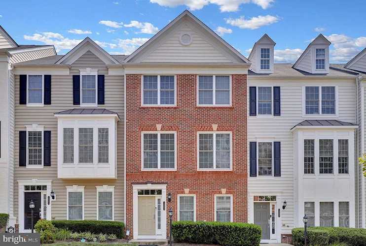 14895 Potomac Branch Dr Woodbridge, VA 22191