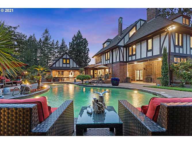 20425 Willamette Dr West Linn, OR 97068