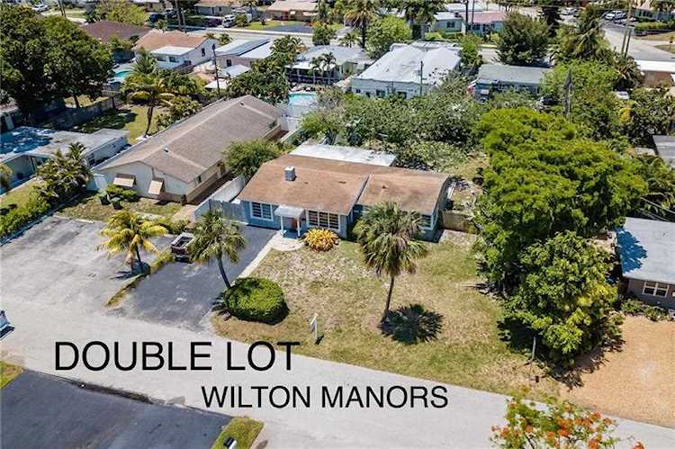 55 NE 25th Street Wilton Manors, FL 33305